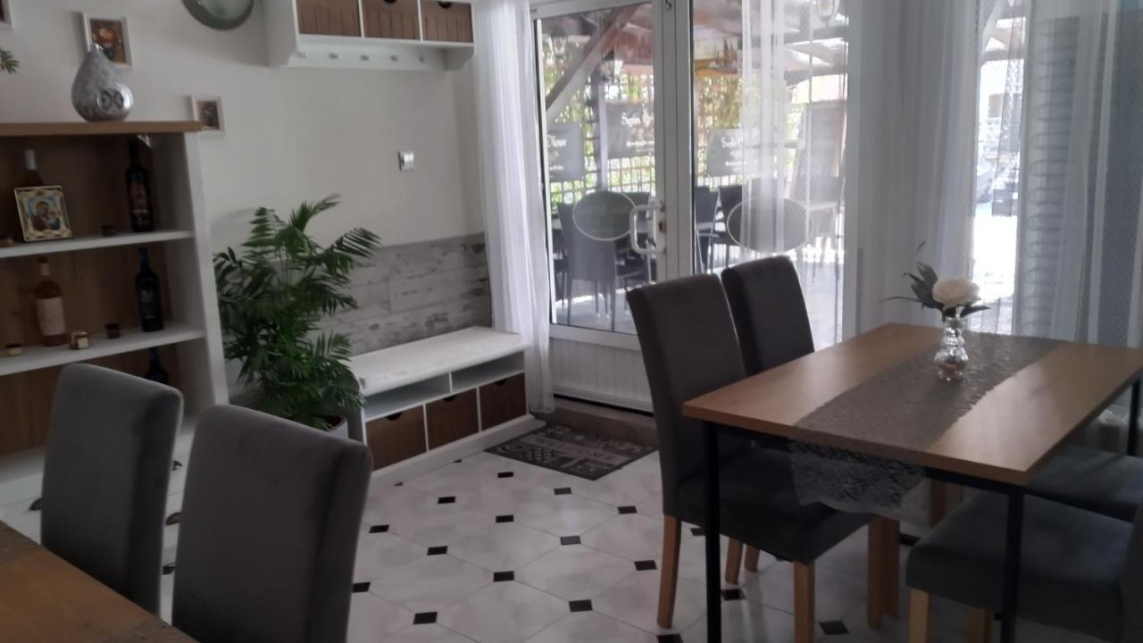 Victoria Family Hotel Balchik Exterior photo