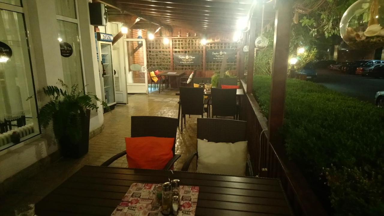 Victoria Family Hotel Balchik Exterior photo